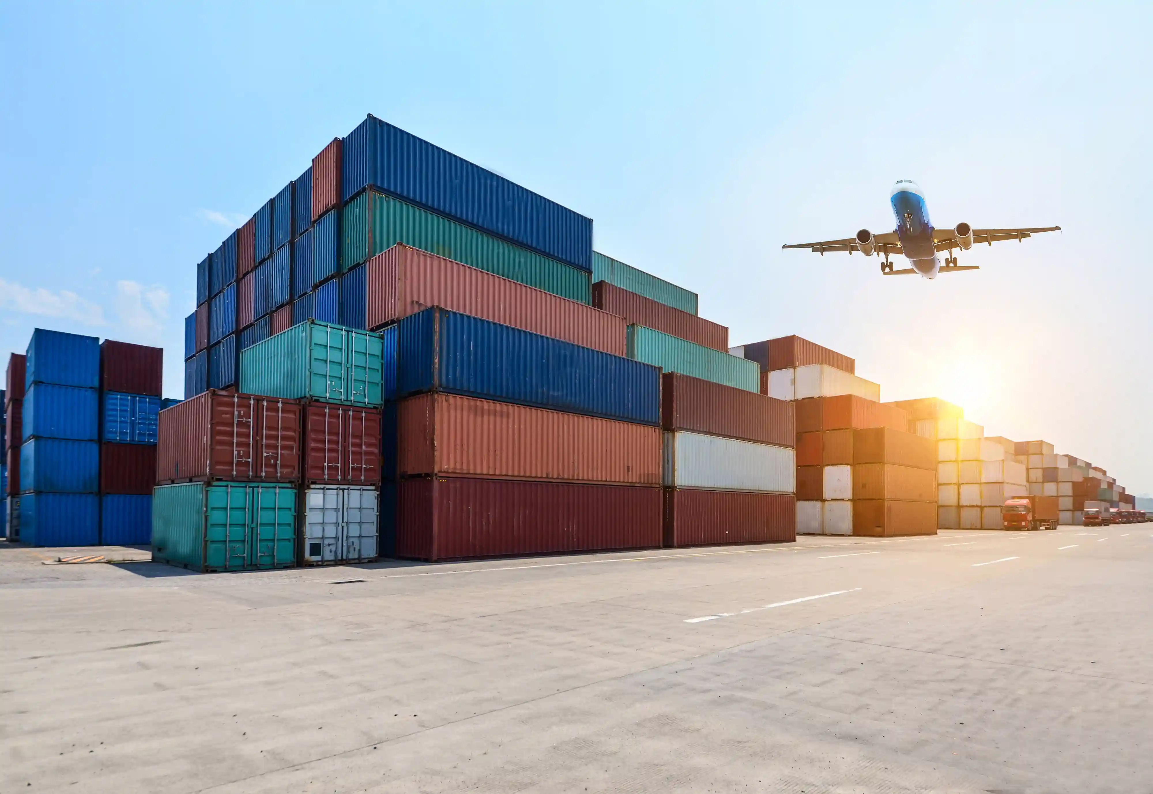 We provide both domestic and international air and ocean freight services to companies of all sizes.